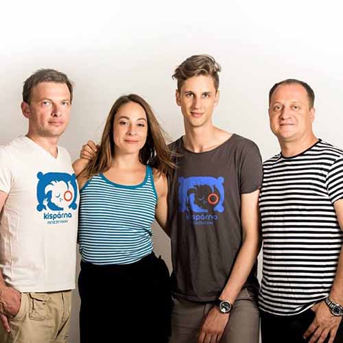 Kispárna mesezenekar